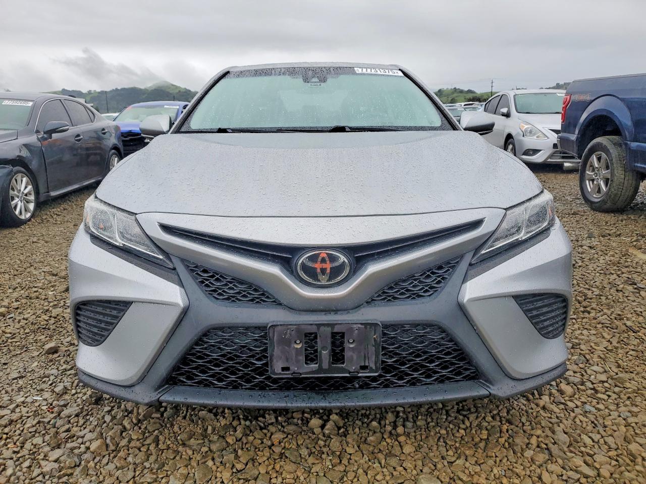 2018 TOYOTA CAMRY L photo 5