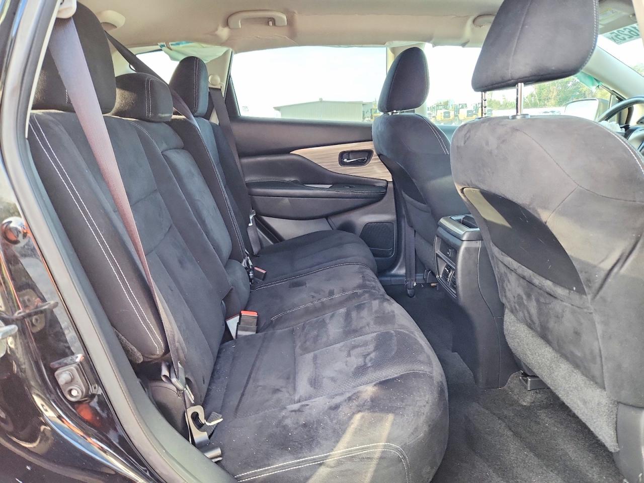 2017 NISSAN MURANO photo 21