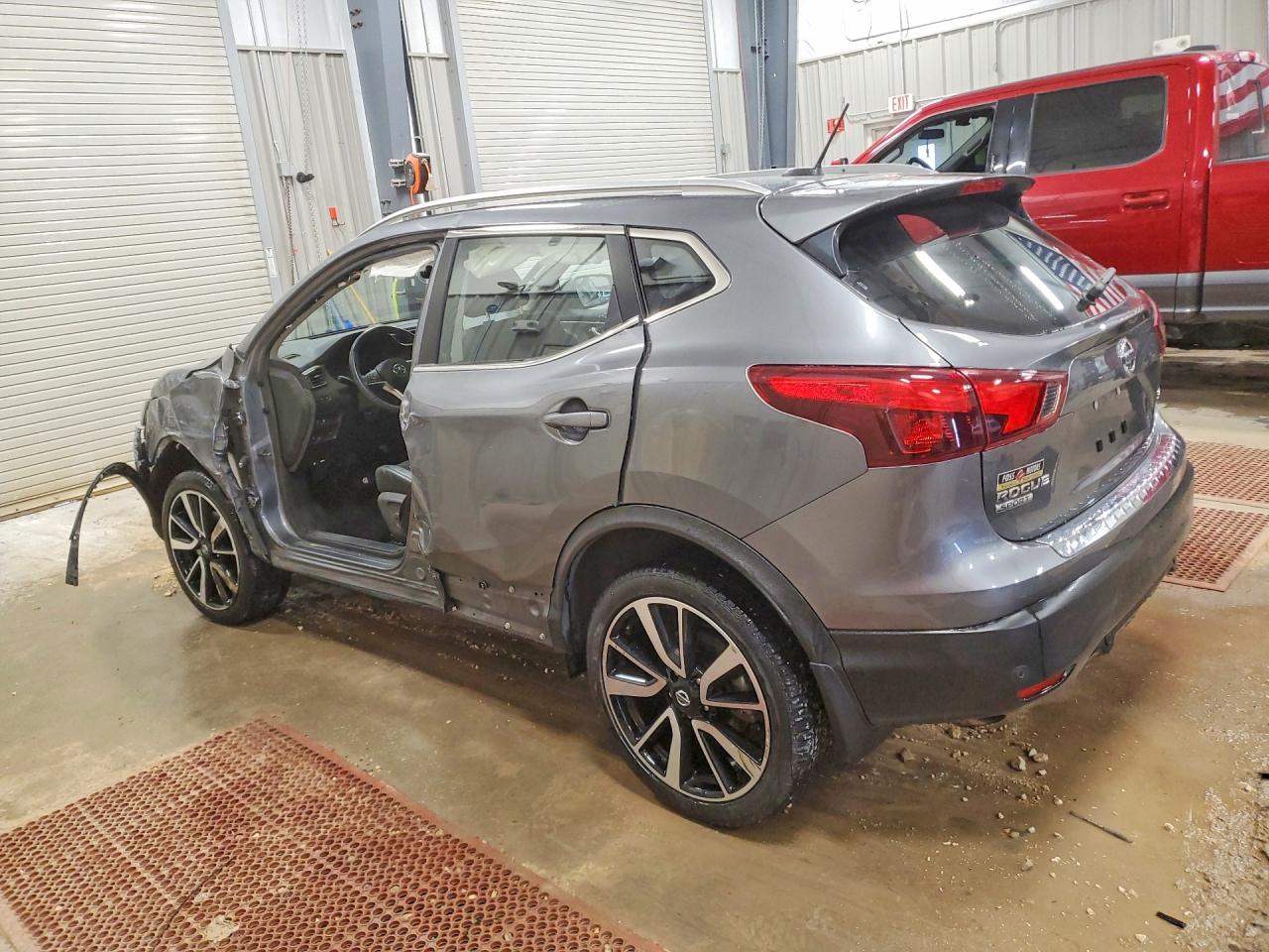 2019 NISSAN ROGUE SPORT SL photo 2