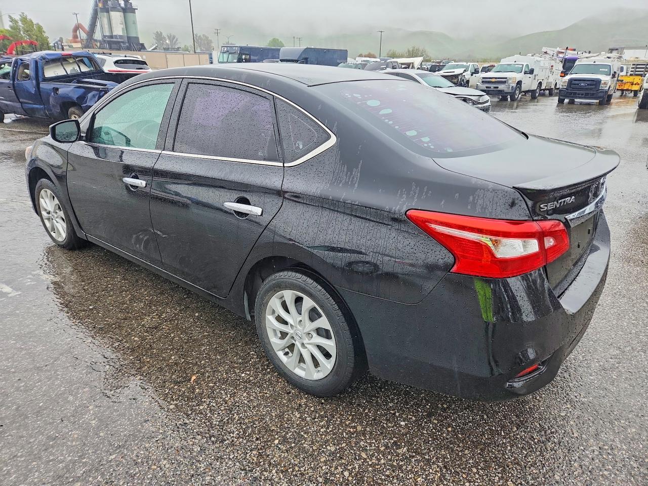 2017 NISSAN SENTRA S photo 4