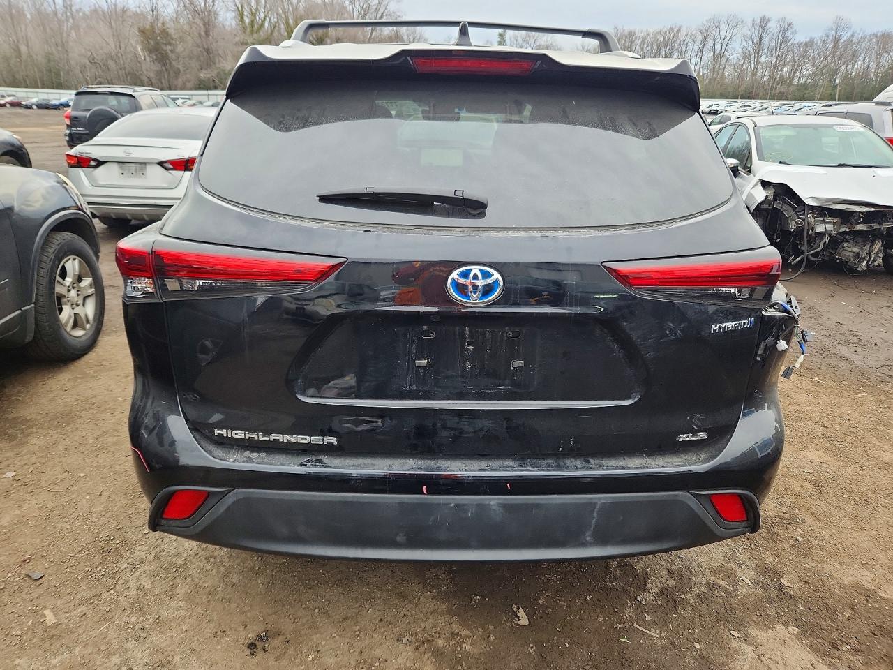 2023 TOYOTA HIGHLANDER HYBRID BRONZE EDITION photo 6