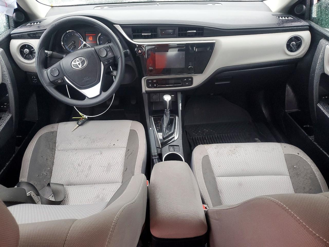 2019 TOYOTA COROLLA LE photo 15