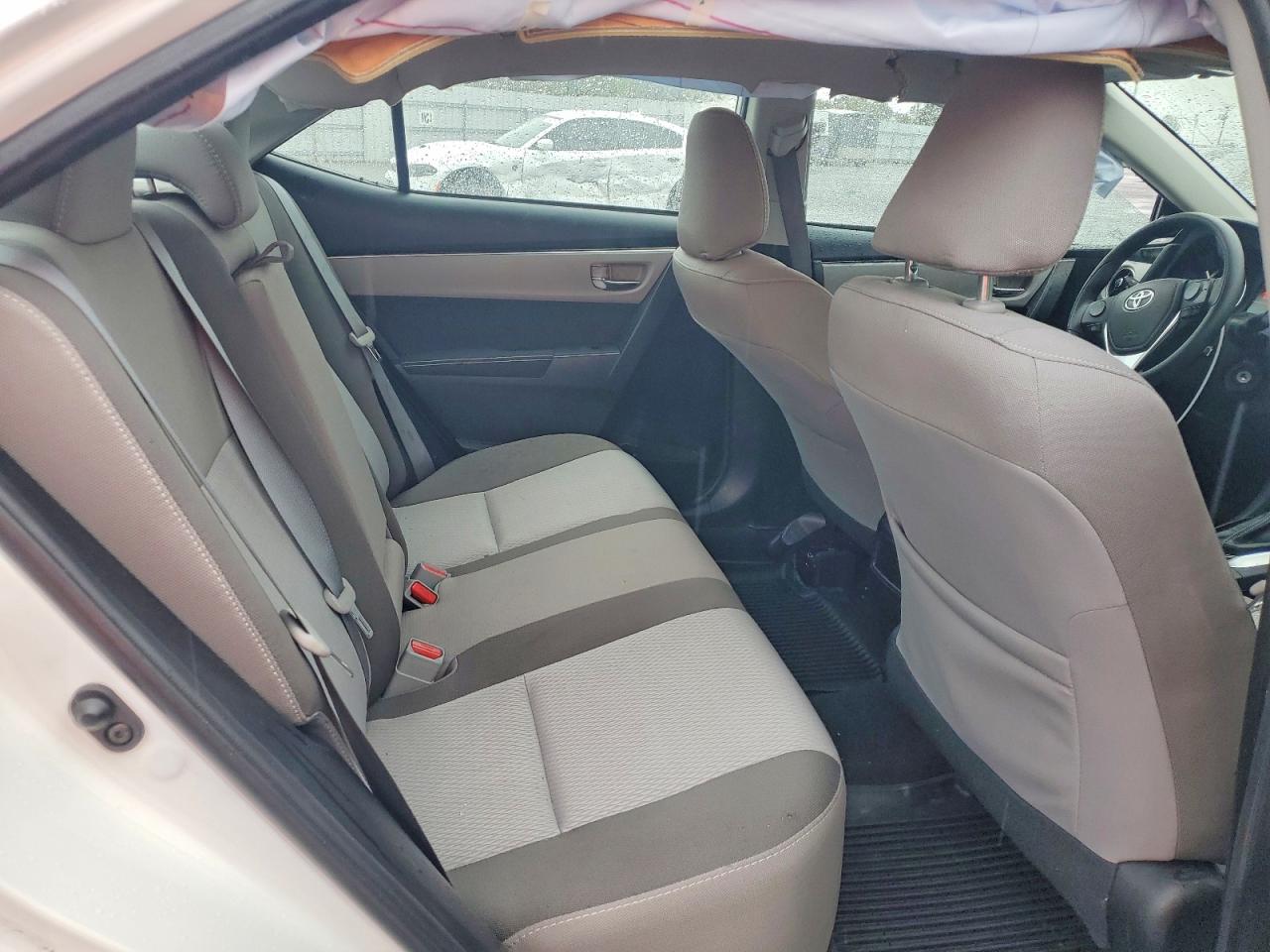 2019 TOYOTA COROLLA LE photo 19