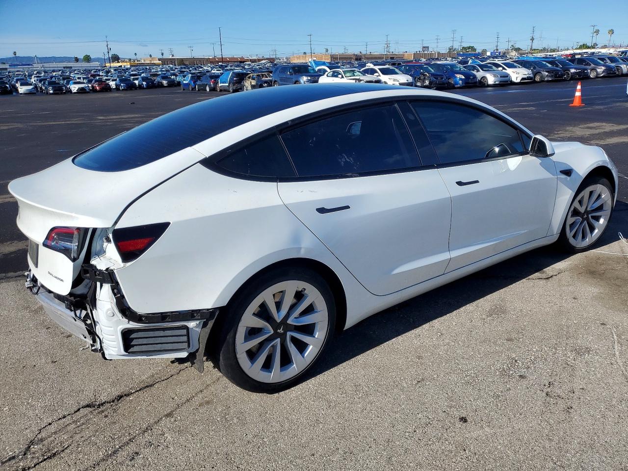 2022 TESLA MODEL 3 photo 7