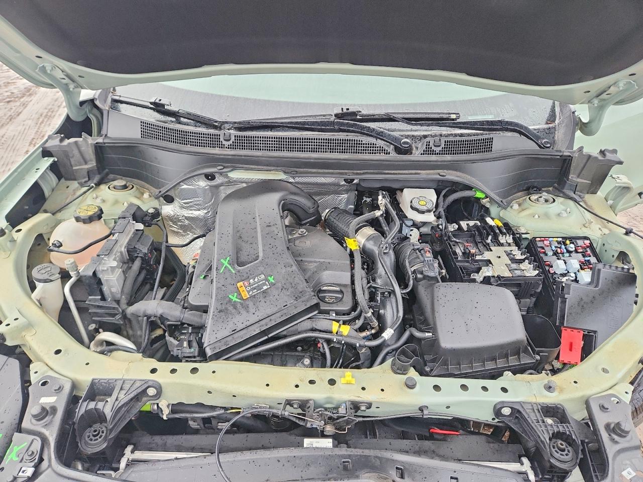 2025 CHEVROLET TRAX ACTIV photo 11
