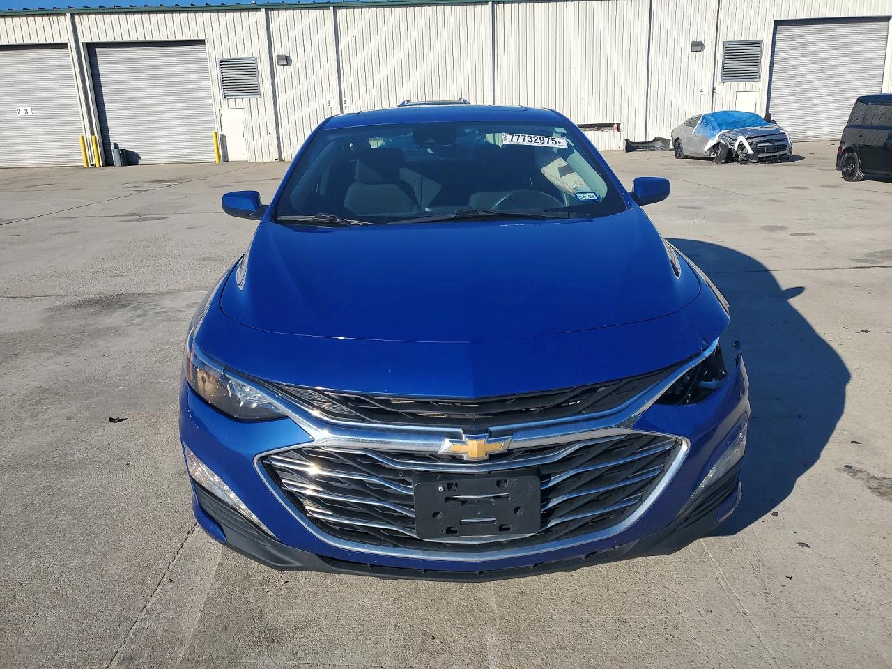 2023 CHEVROLET MALIBU LT photo 5