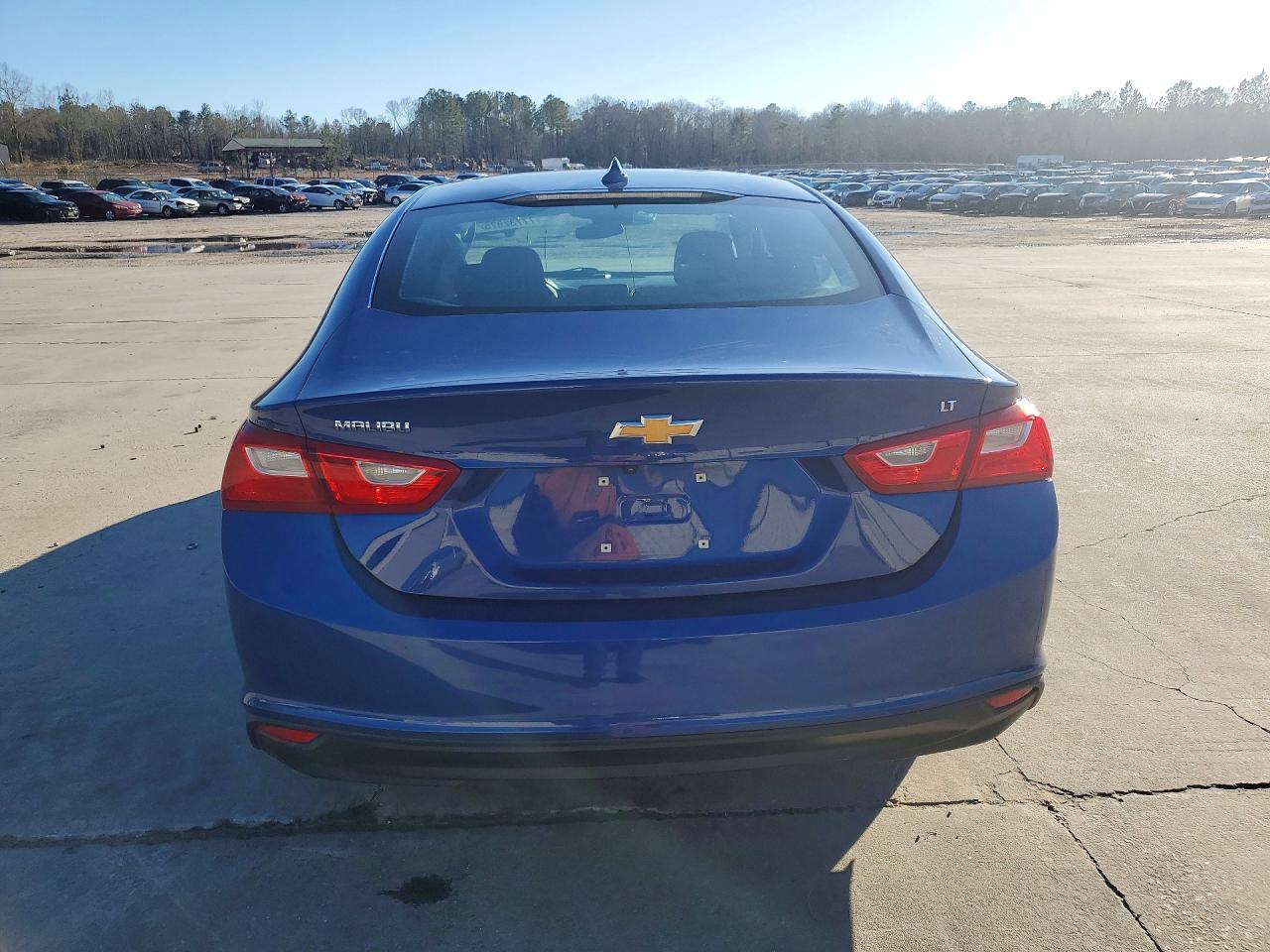 2023 CHEVROLET MALIBU LT photo 6