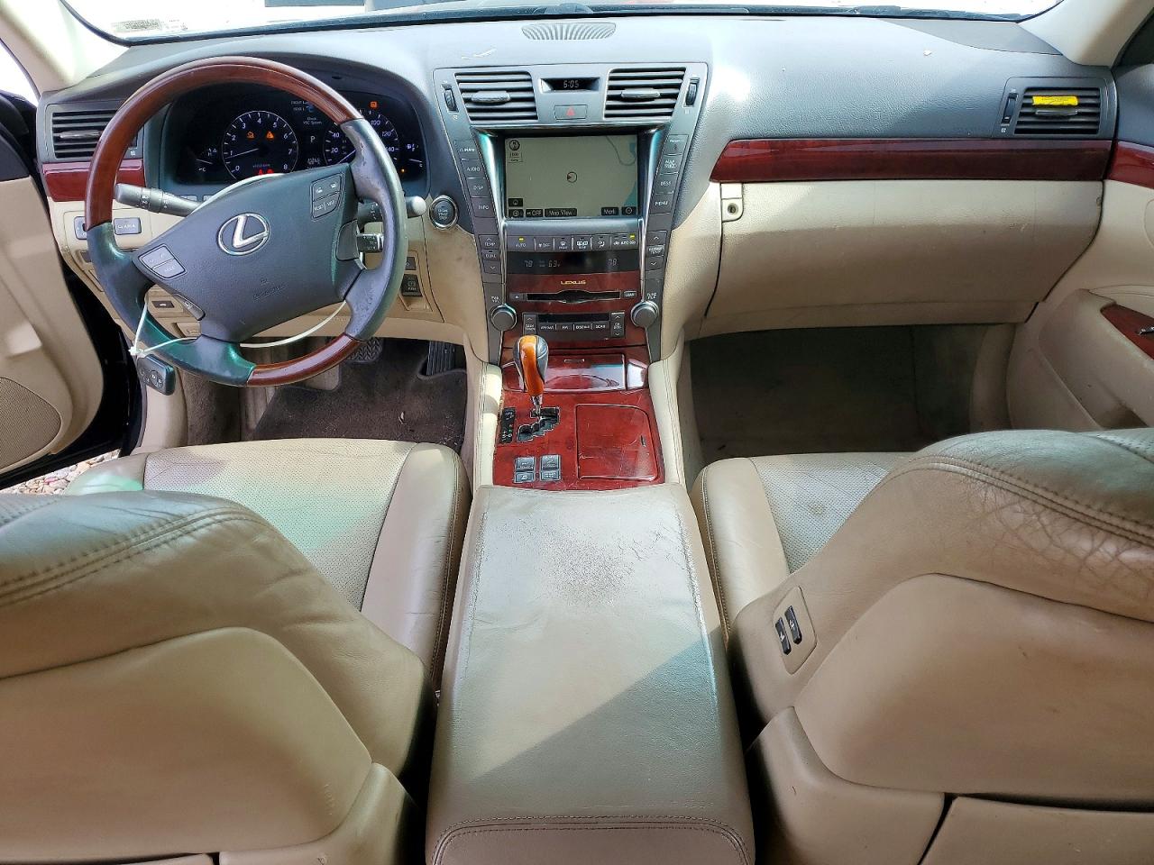 2009 LEXUS LS 460 photo 15