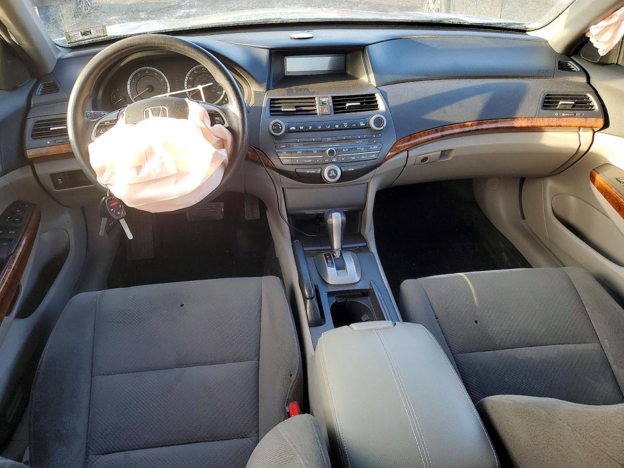 2011 HONDA ACCORD EX photo 17
