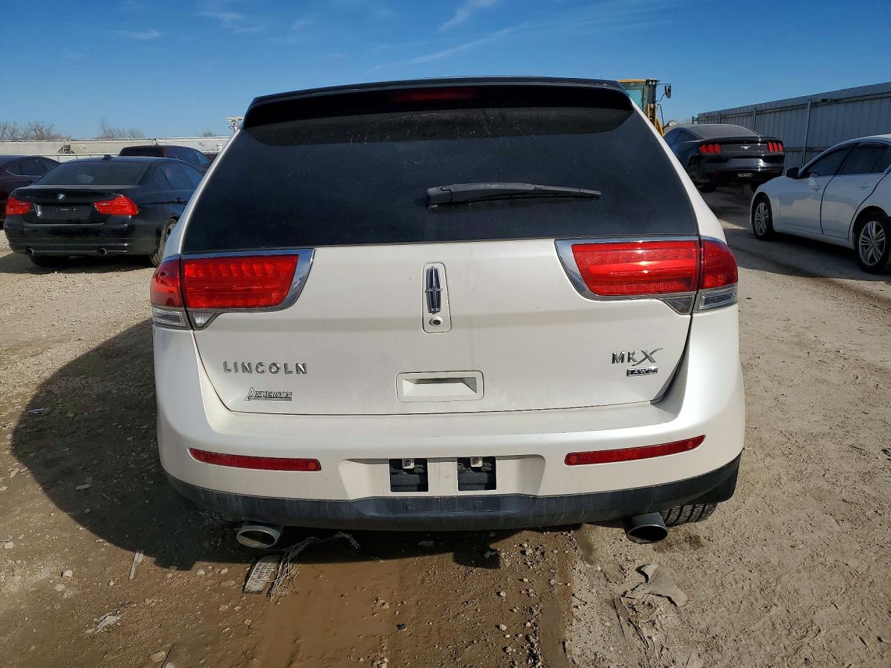 2015 LINCOLN TOWNHOUSE MKX photo 6