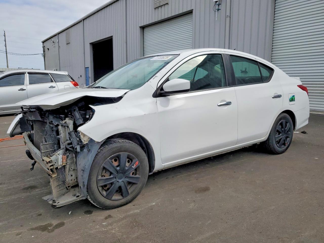 2018 NISSAN VERSA