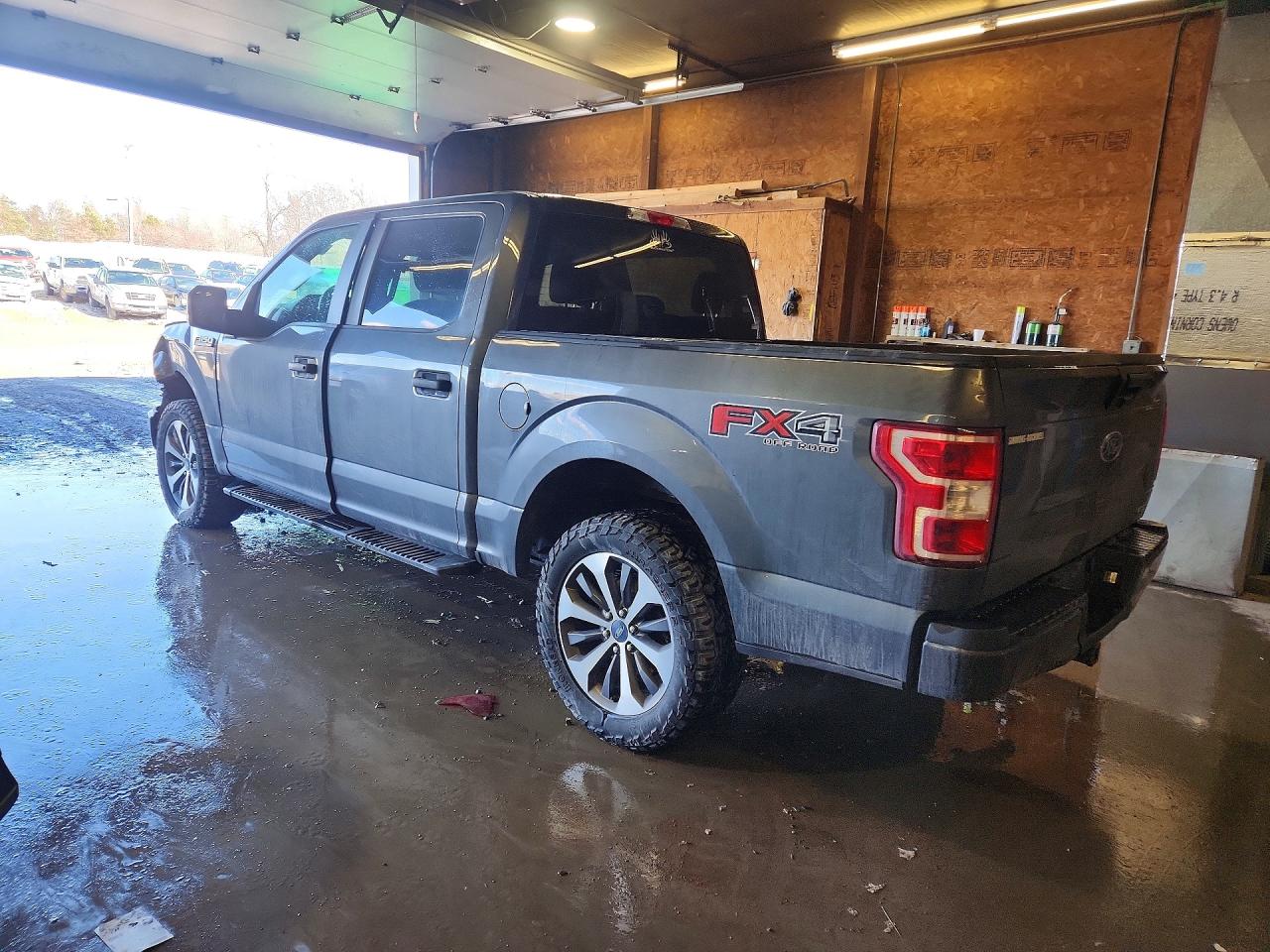 2019 FORD F150 SUPERCREW photo 2