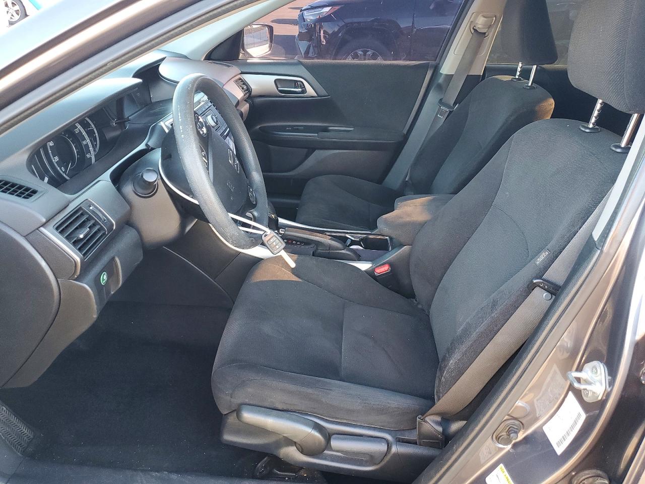2013 HONDA ACCORD LX photo 19