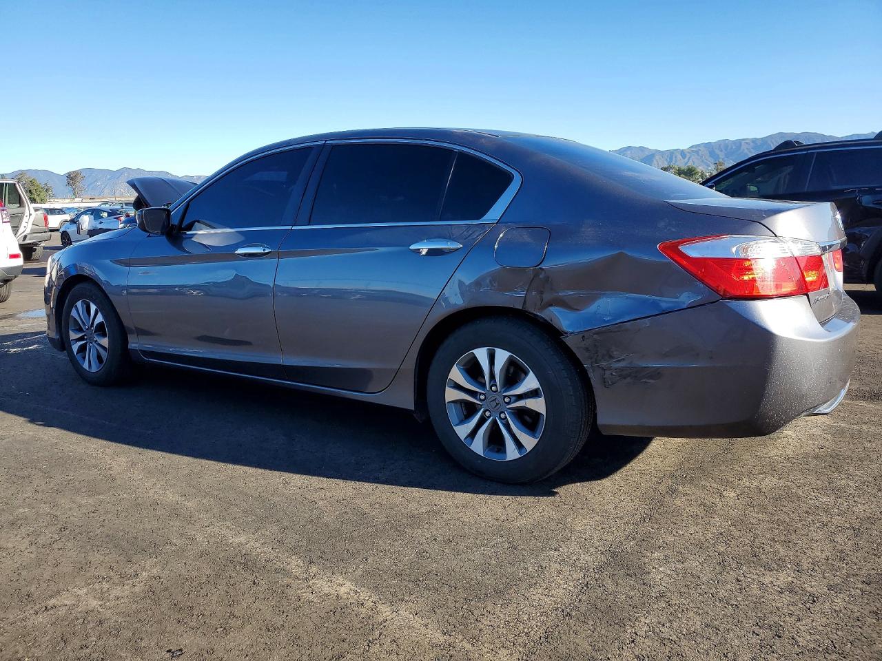 2013 HONDA ACCORD LX photo 4