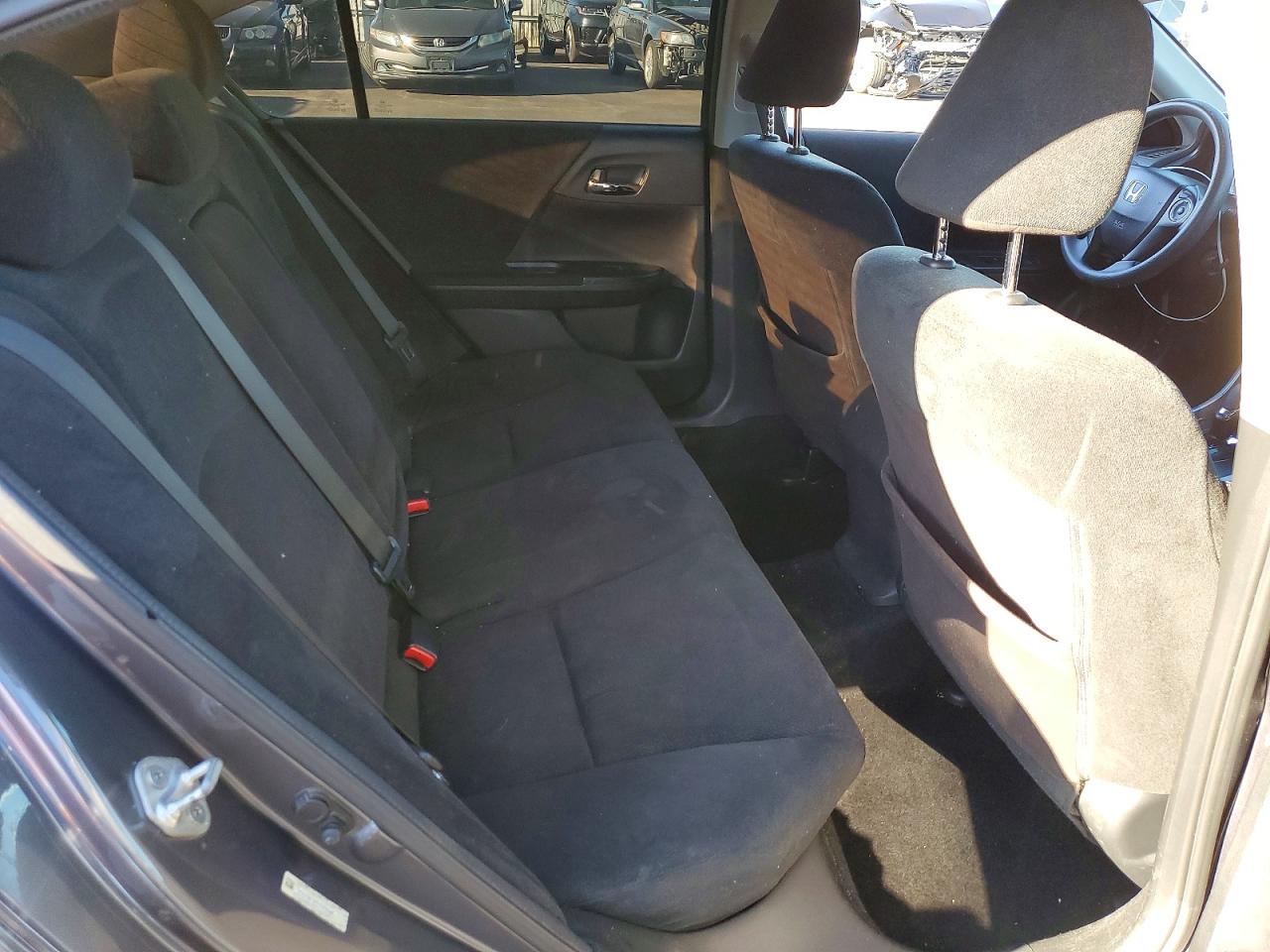 2013 HONDA ACCORD LX photo 28