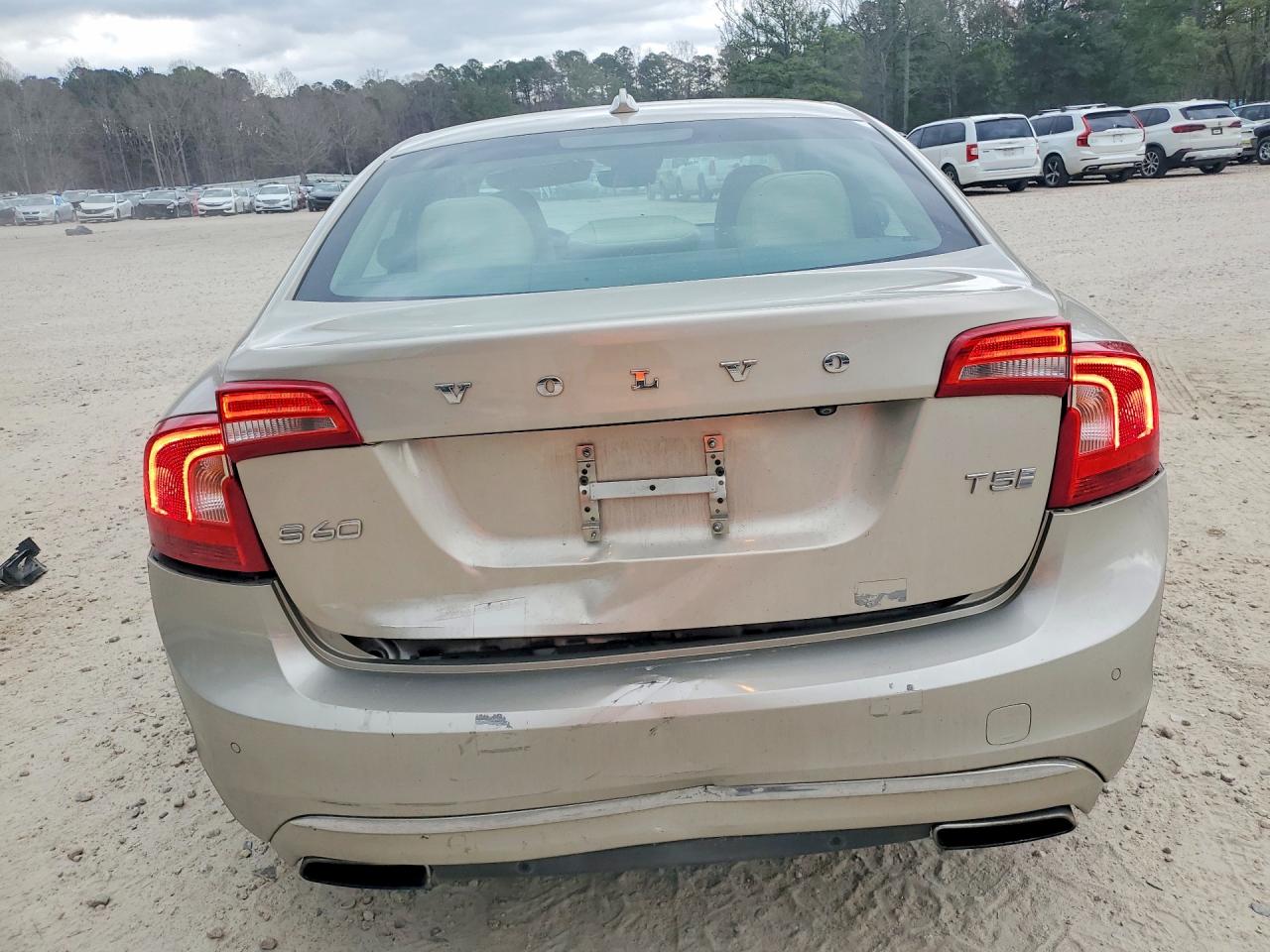 2017 VOLVO S60 PREMIER photo 6