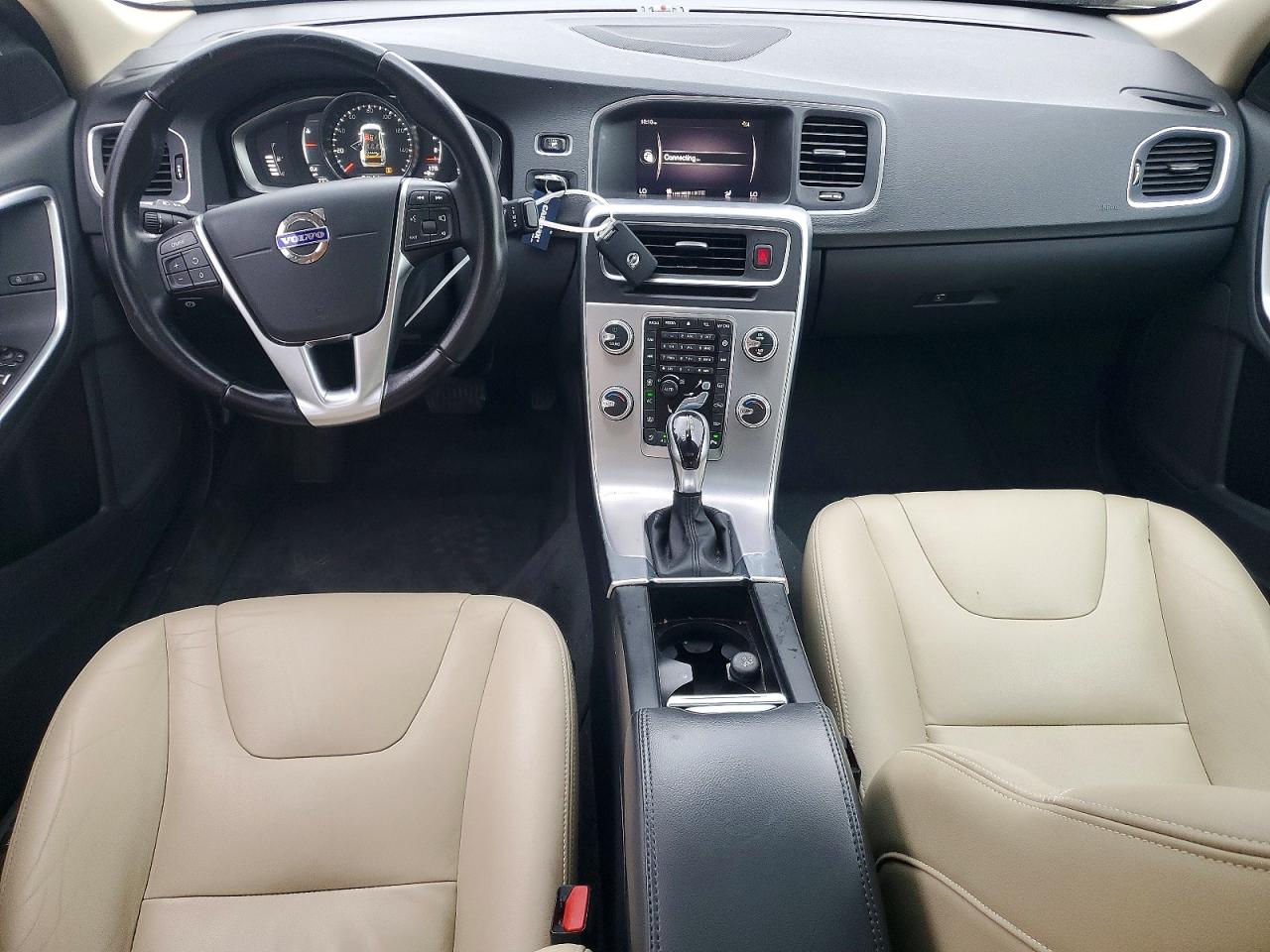 2017 VOLVO S60 PREMIER photo 8