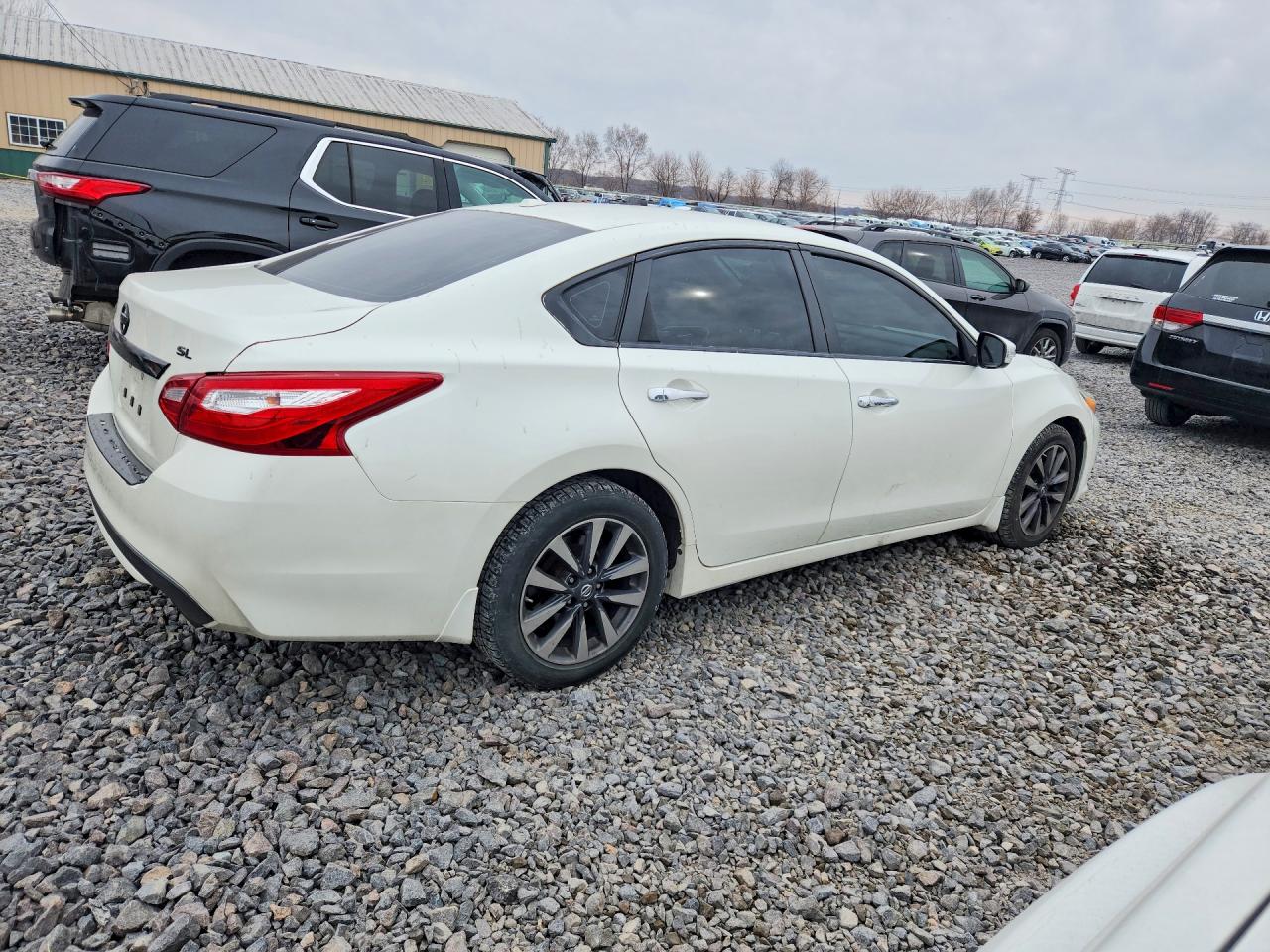 2016 NISSAN ALTIMA 2.5 photo 5