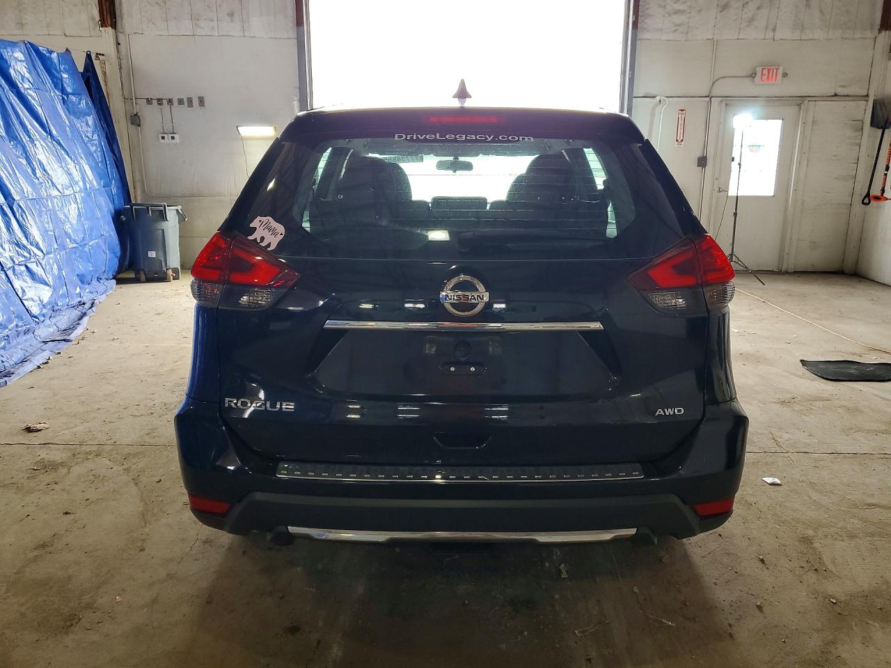 2017 NISSAN ROGUE SV photo 16