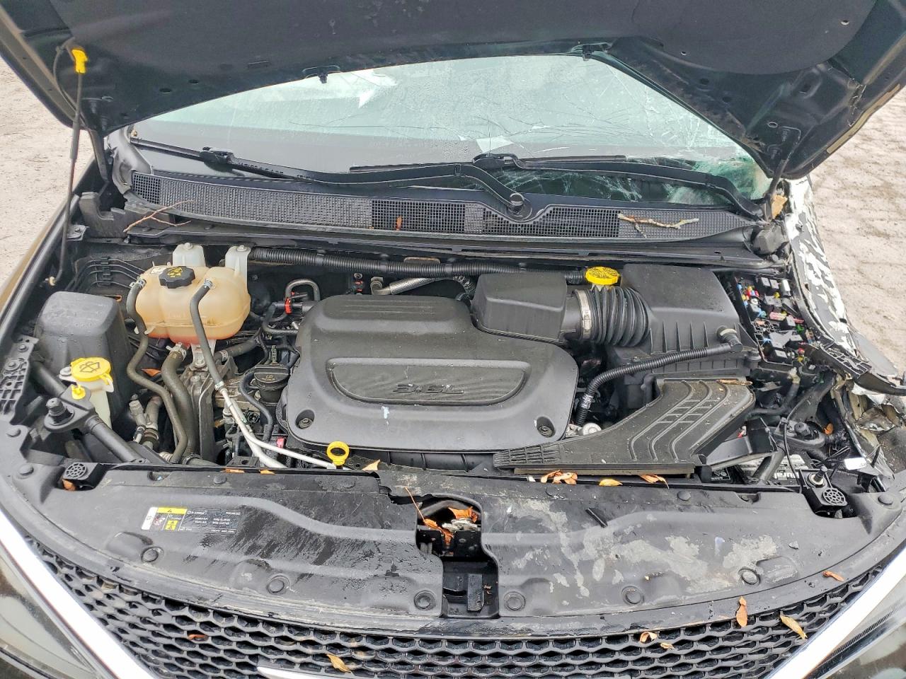 2021 CHRYSLER VOYAGER LXI photo 34