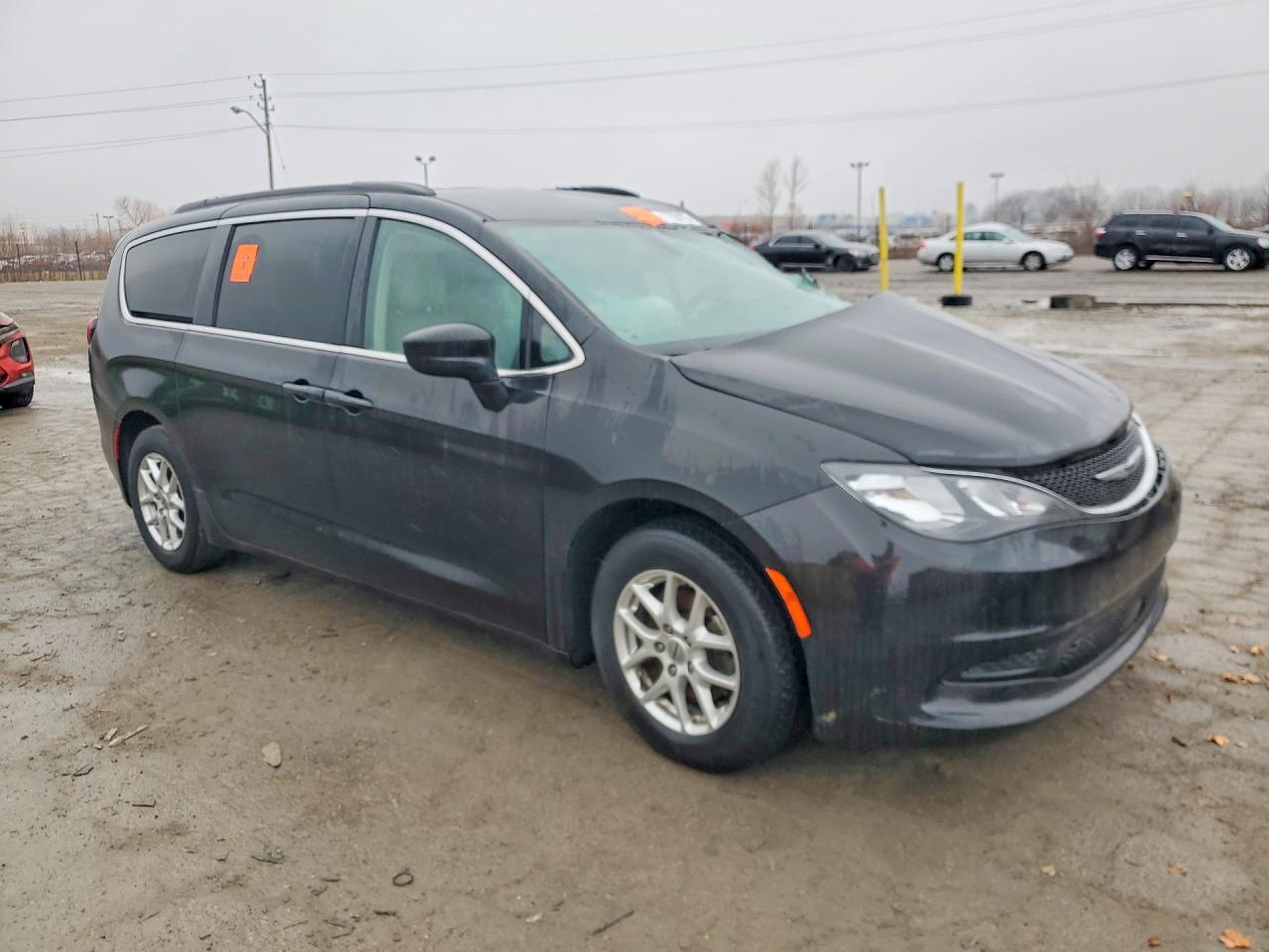 2021 CHRYSLER VOYAGER LXI photo 10