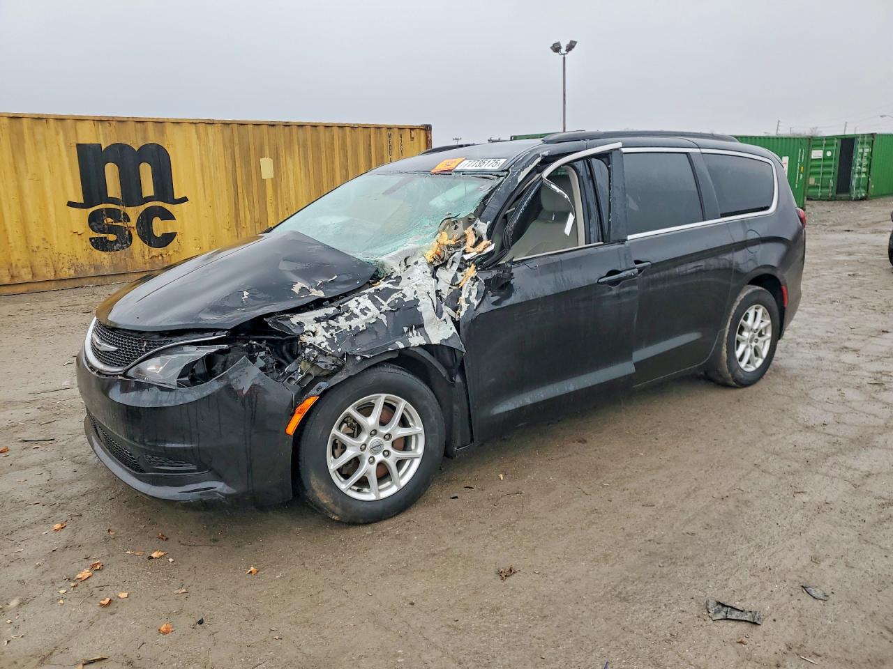 2021 CHRYSLER VOYAGER