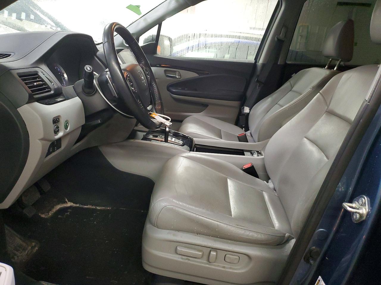 2016 HONDA PILOT TOURING photo 13