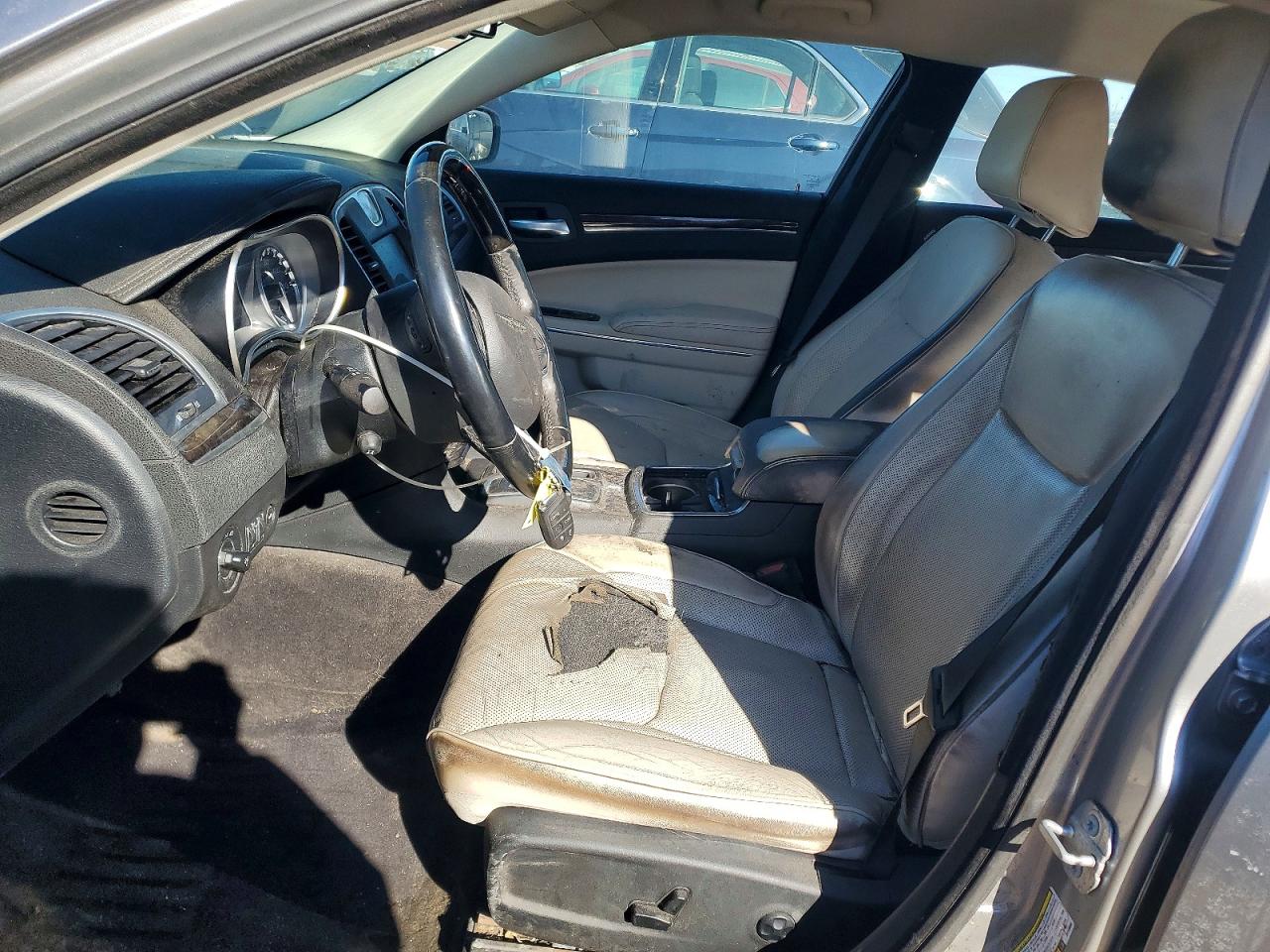 2018 CHRYSLER 300 LIMITED photo 7