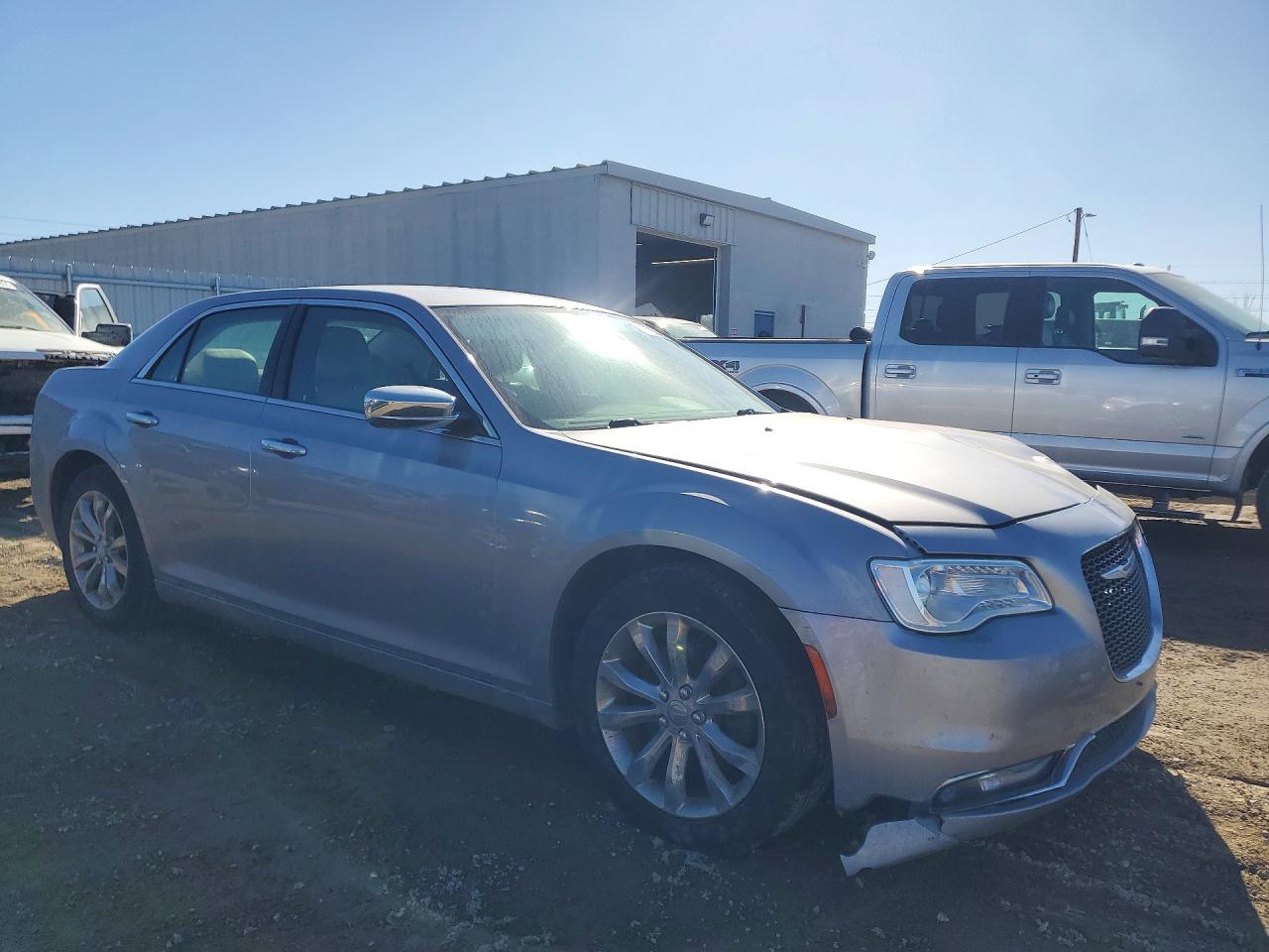 2018 CHRYSLER 300 LIMITED photo 4