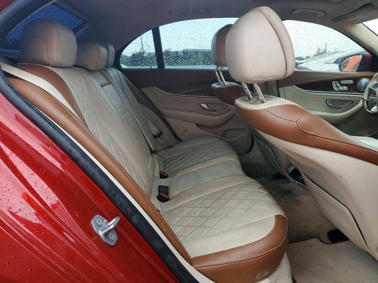 2017 MERCEDES-BENZ E 300 photo 19