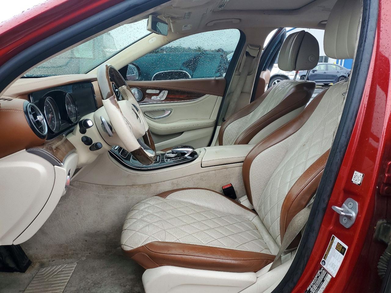 2017 MERCEDES-BENZ E 300 photo 13