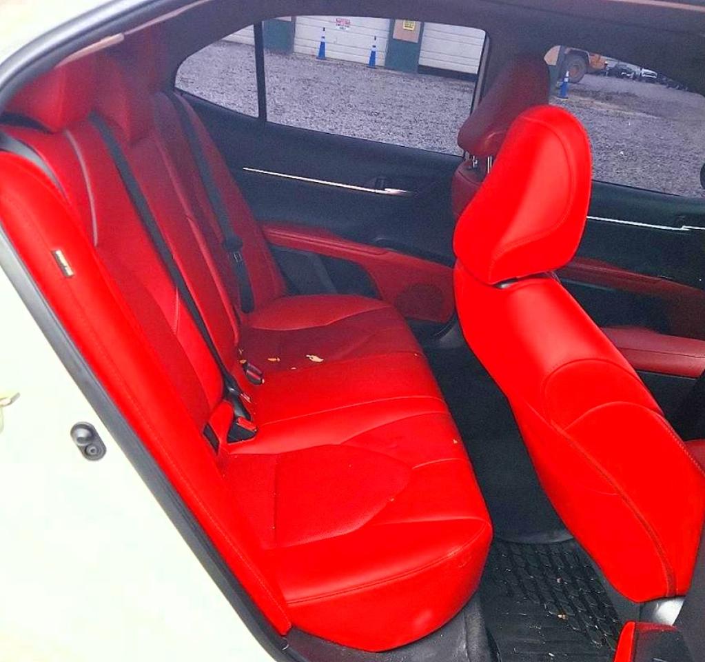 2020 TOYOTA CAMRY XSE photo 10