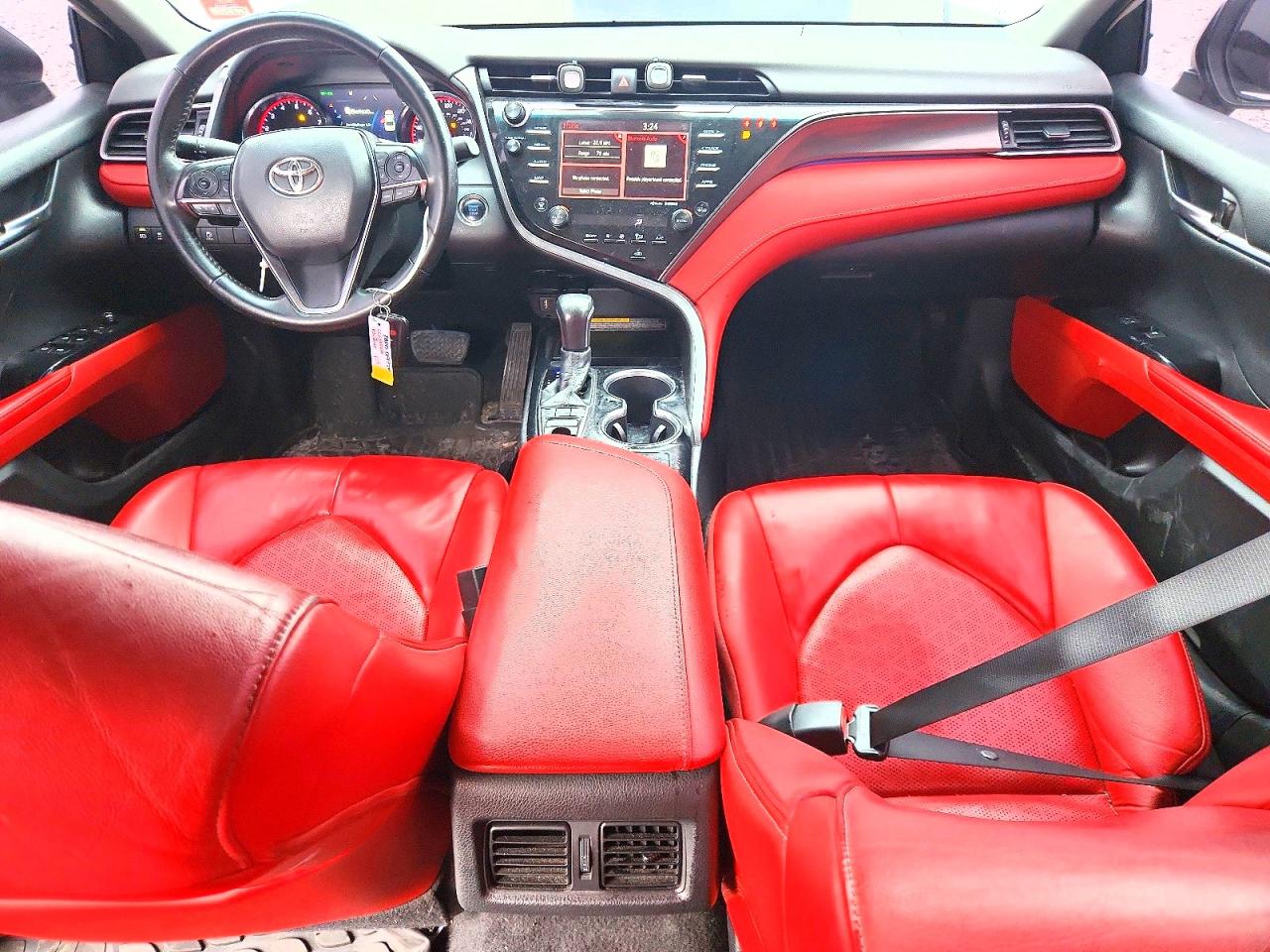 2020 TOYOTA CAMRY XSE photo 8
