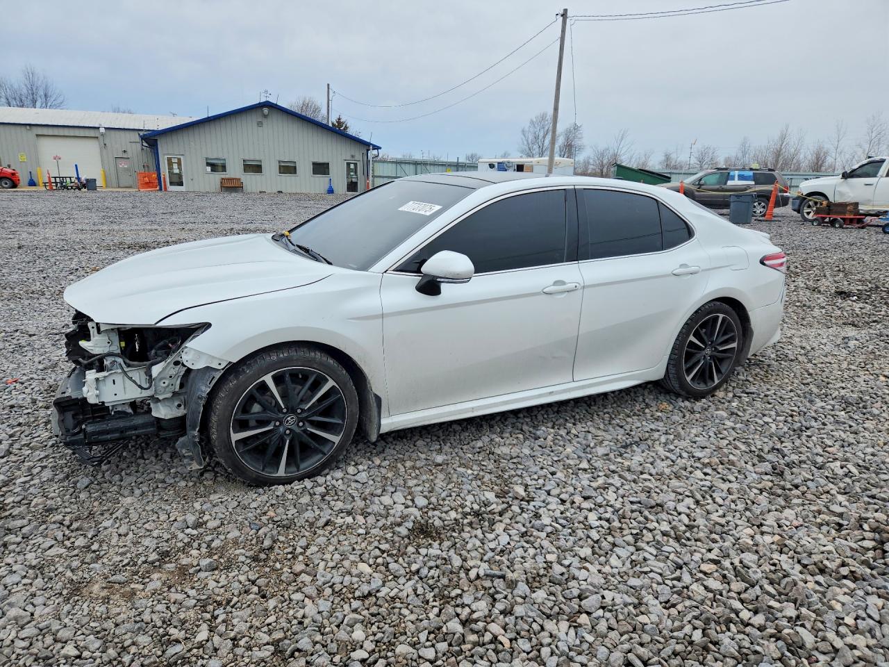 2020 TOYOTA CAMRY