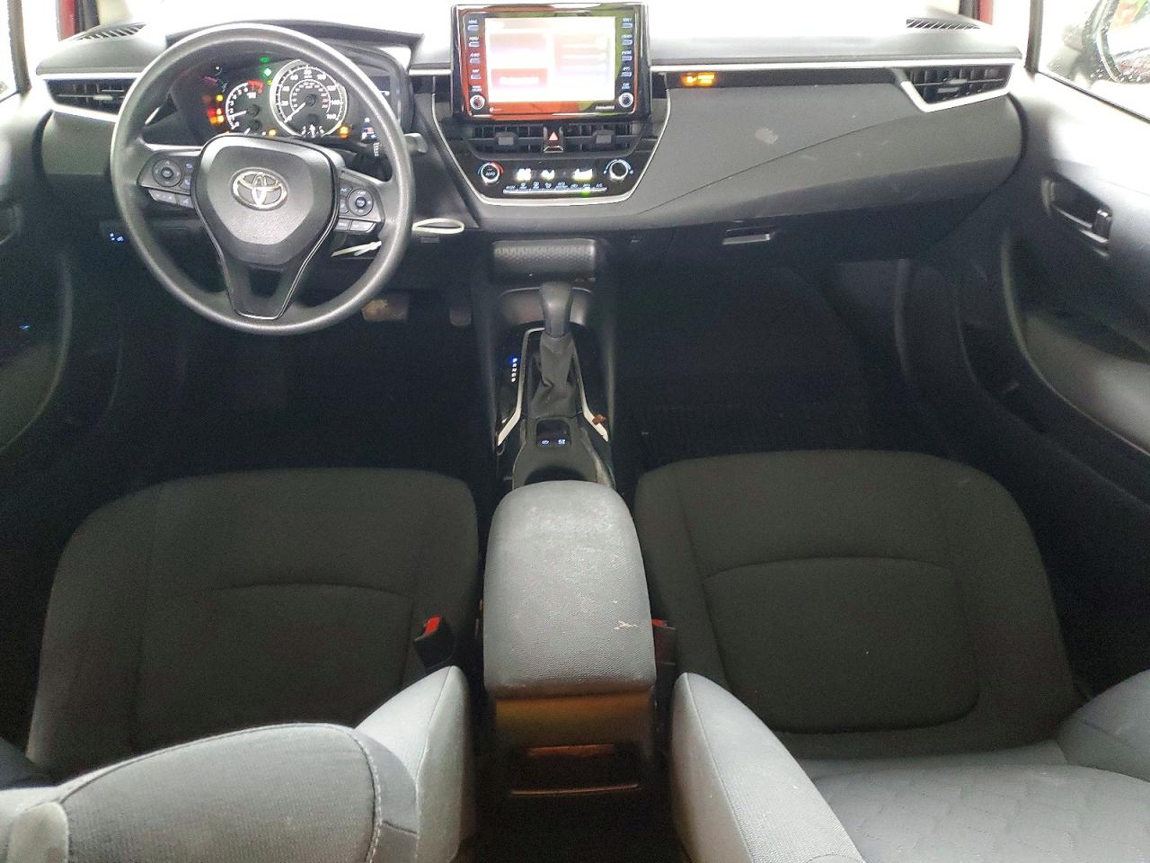 2022 TOYOTA COROLLA LE photo 8