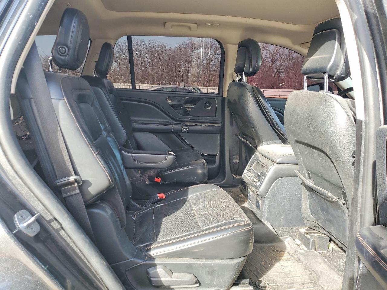 2020 LINCOLN AVIATOR RESERVE photo 11