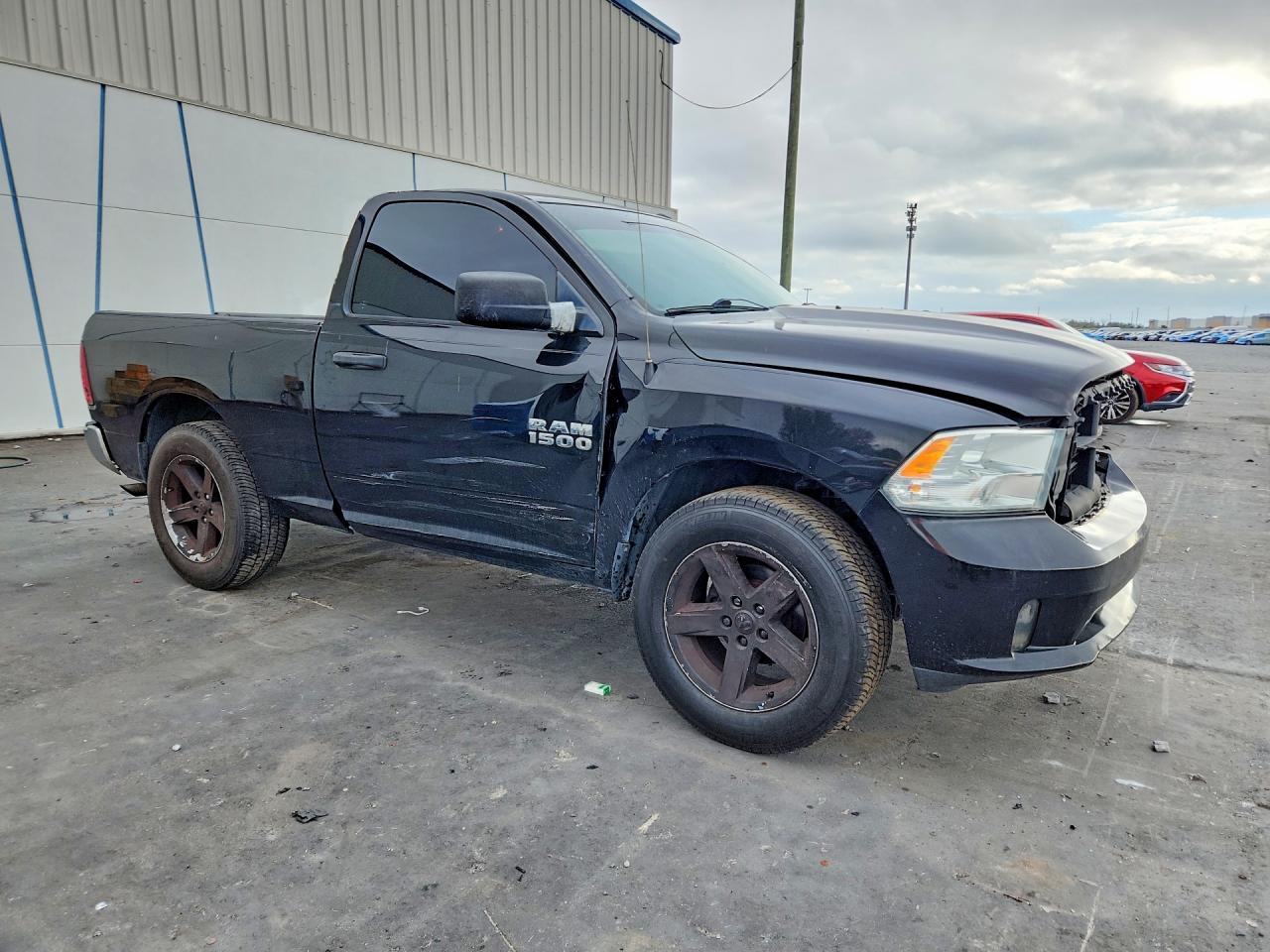 2016 RAM 1500 ST photo 4