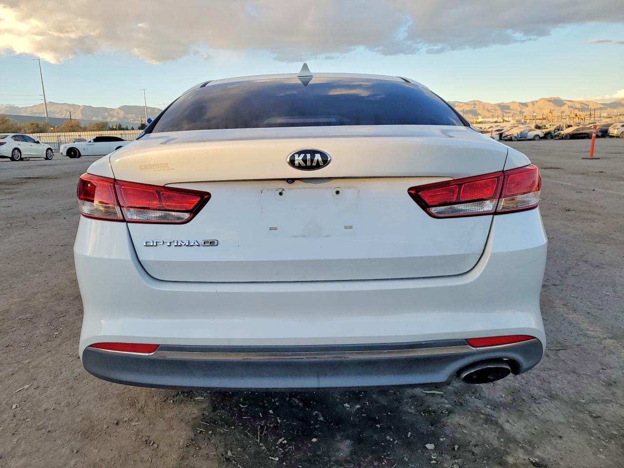 2016 KIA OPTIMA LX photo 6