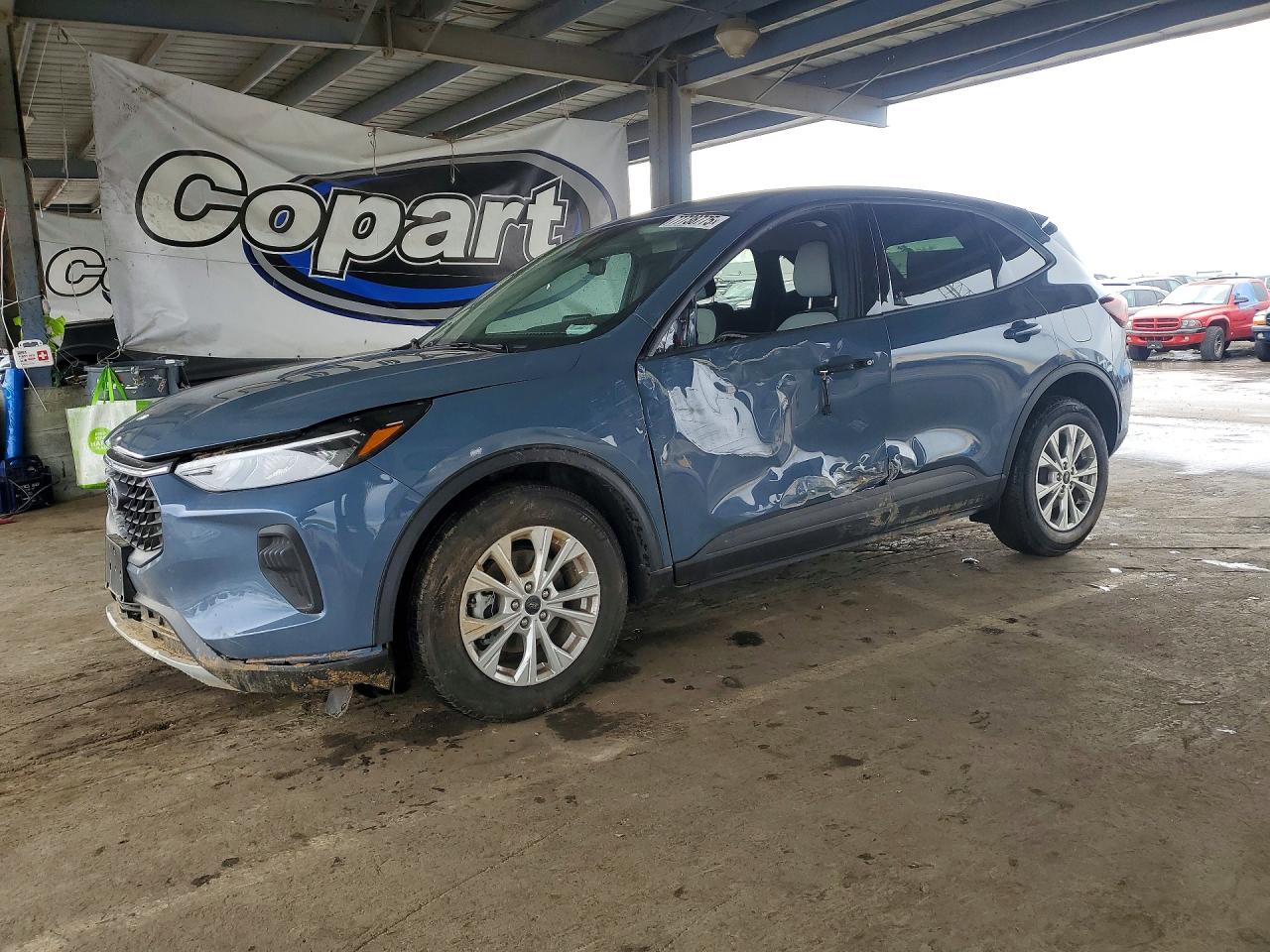2025 FORD ESCAPE