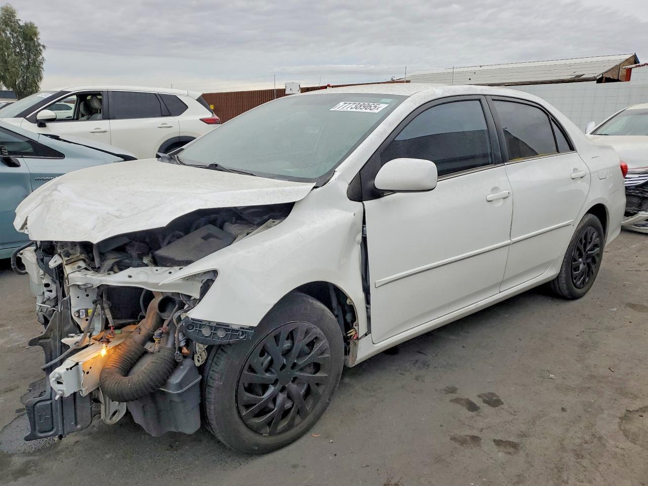 2013 TOYOTA COROLLA