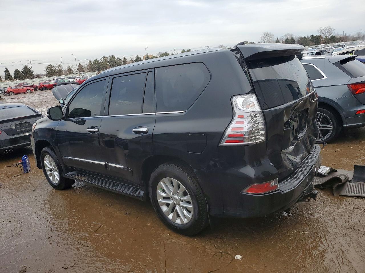 2018 LEXUS GX photo 2