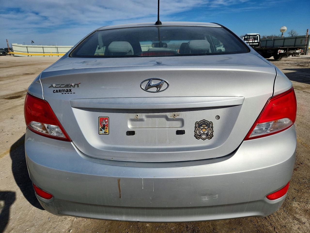 2017 HYUNDAI ACCENT SE photo 6
