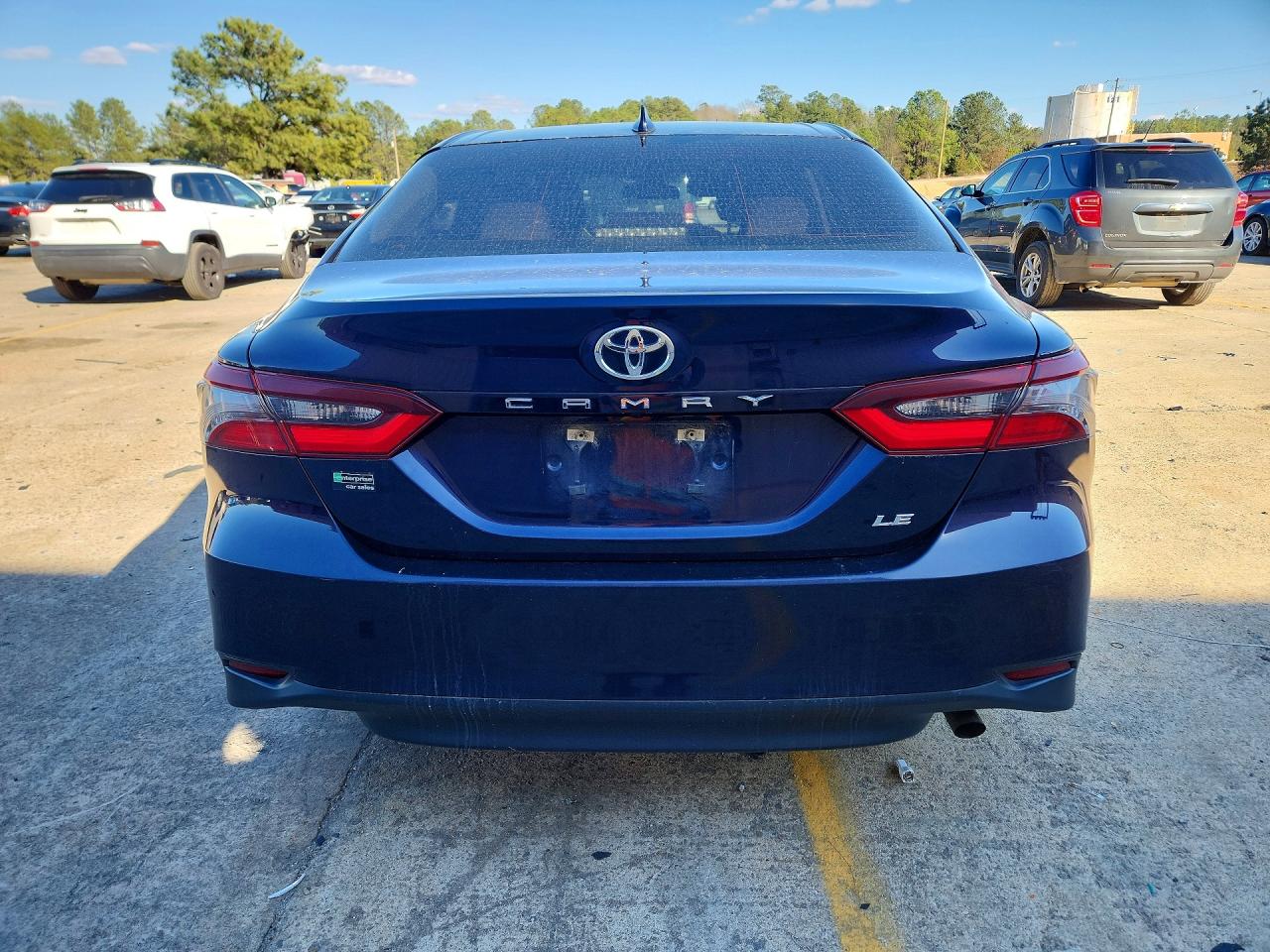 2022 TOYOTA CAMRY LE photo 6