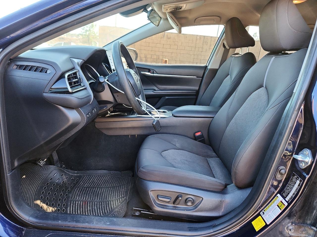 2022 TOYOTA CAMRY LE photo 7