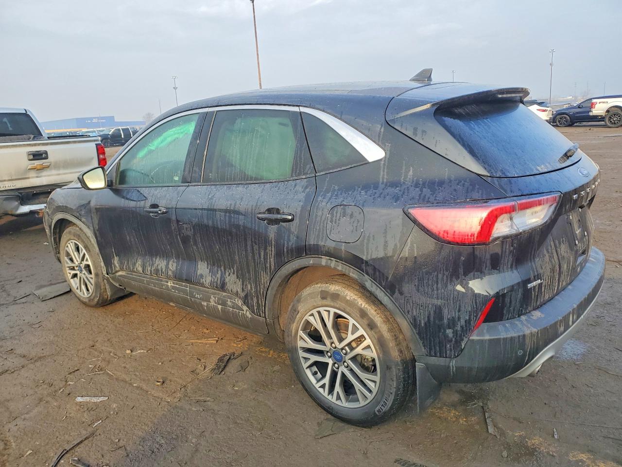 2022 FORD ESCAPE SEL photo 2