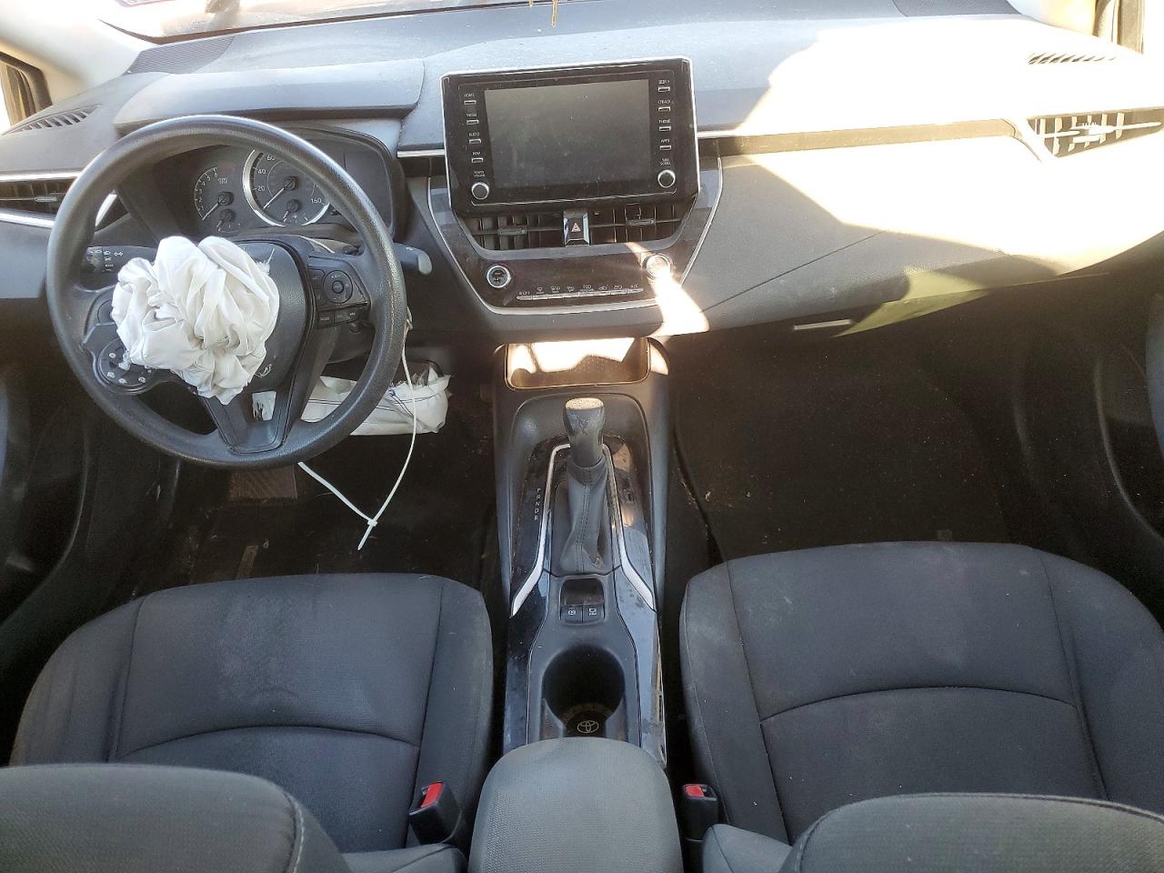 2020 TOYOTA COROLLA LE photo 29