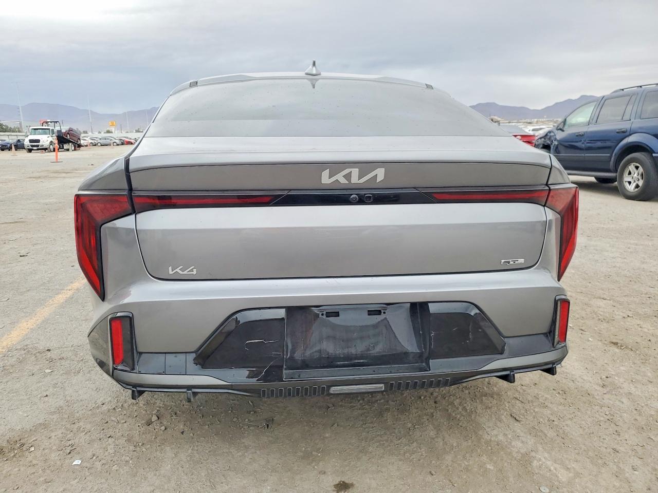 2025 KIA K4 GT-LINE photo 6