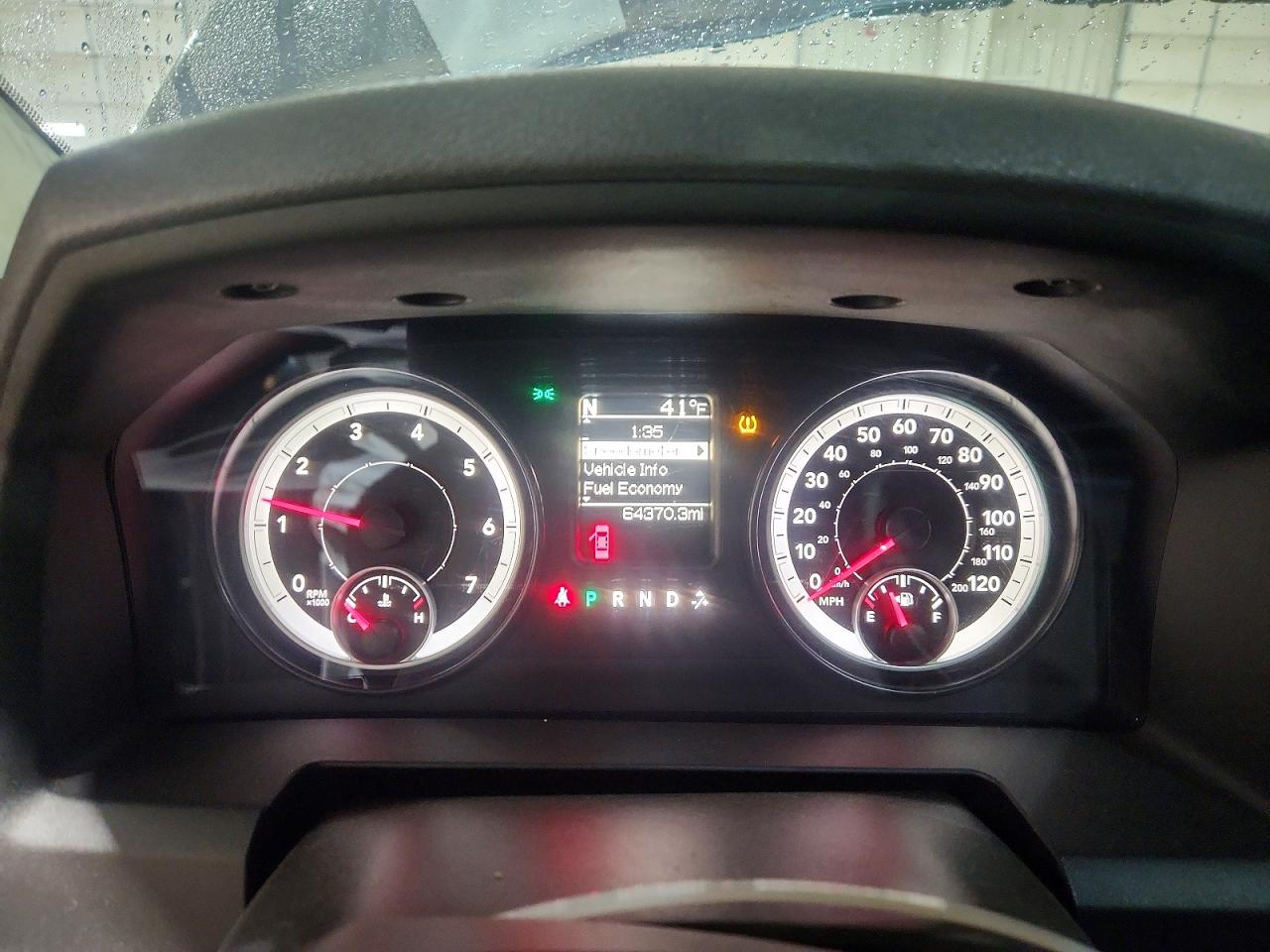 2014 RAM 1500 SLT photo 17