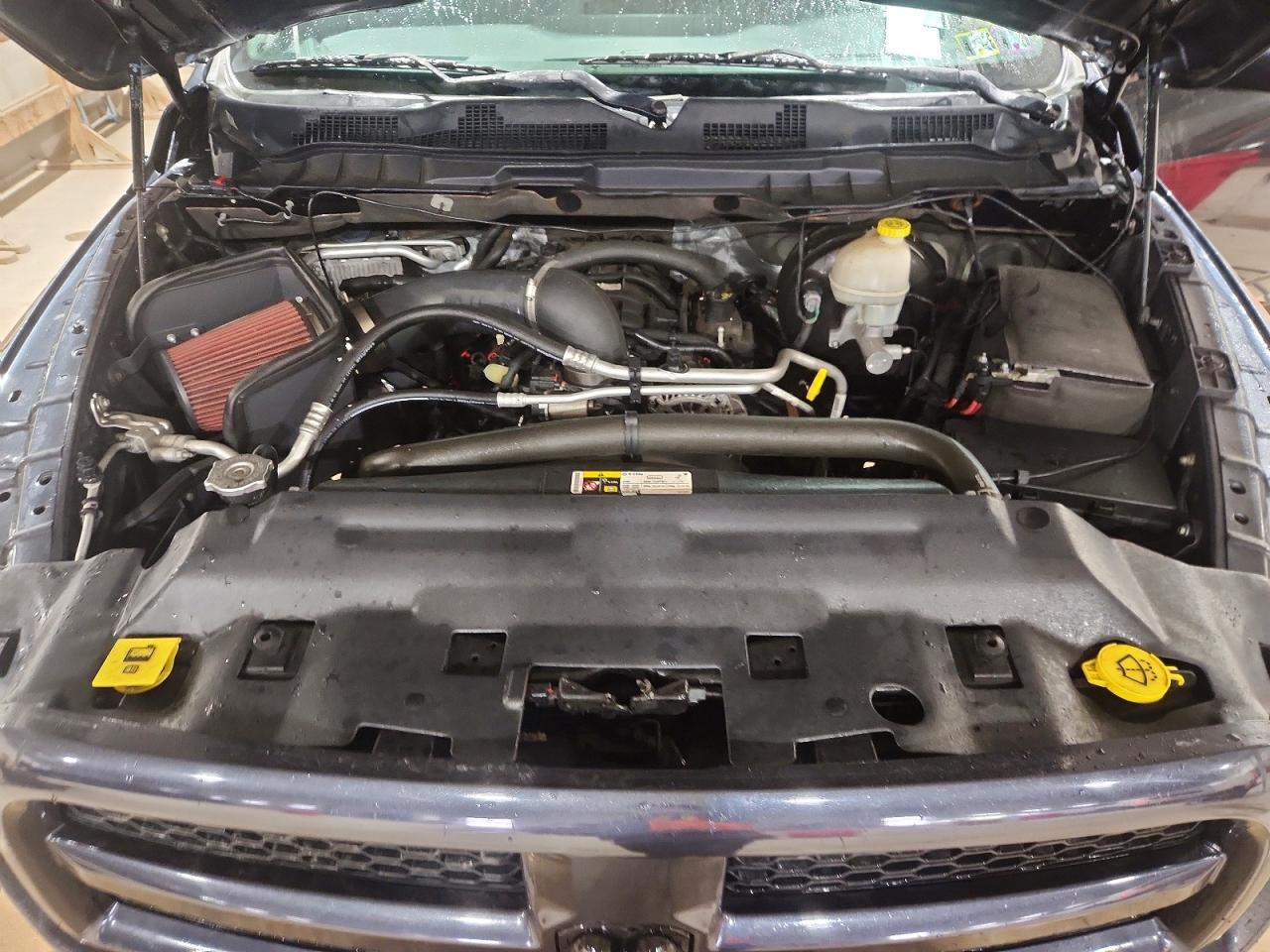 2014 RAM 1500 SLT photo 21