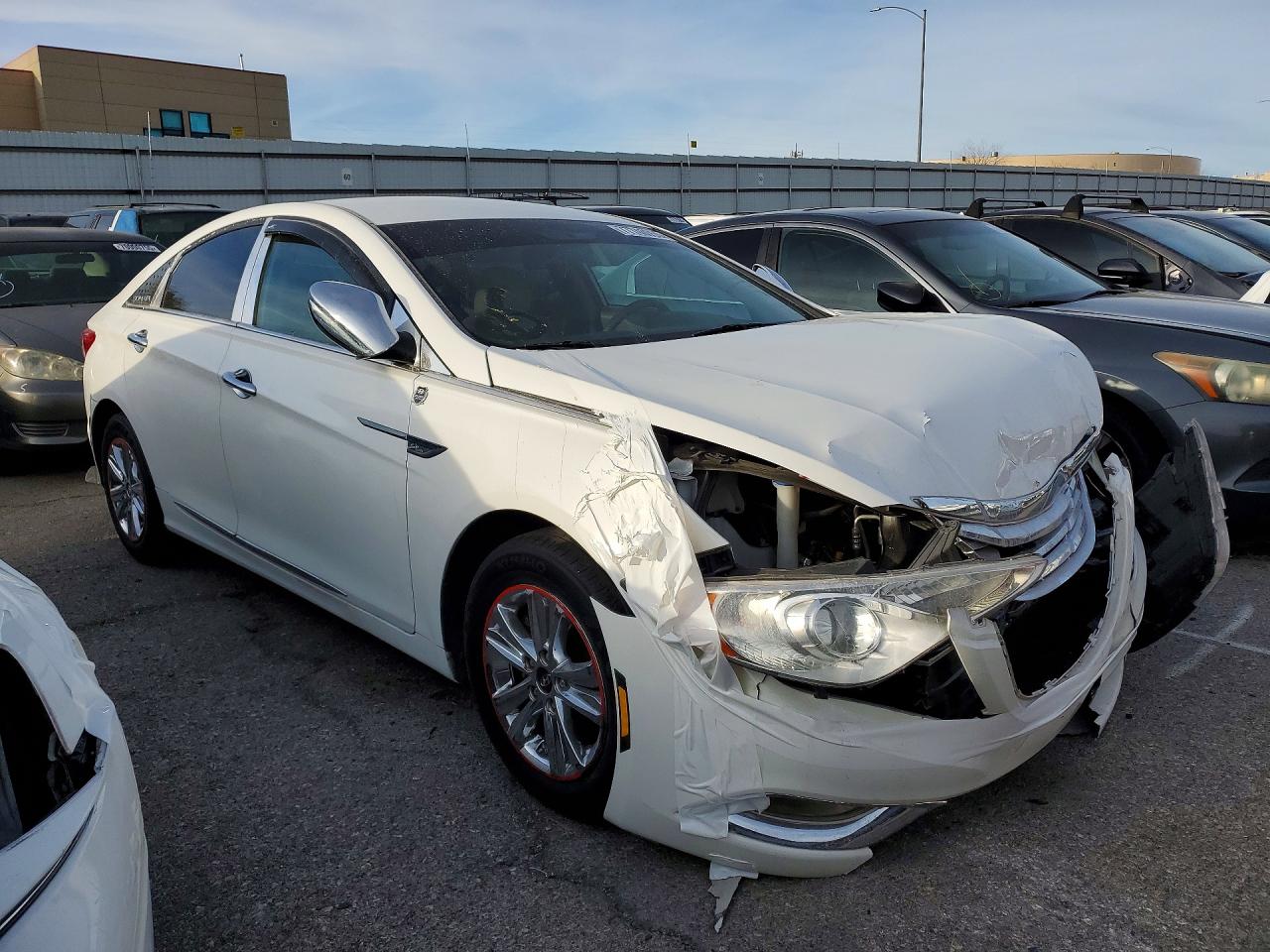 2013 HYUNDAI SONATA GLS photo 4